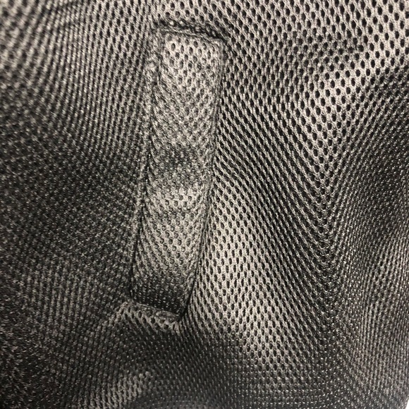 🖤Black Mesh Bomber Jacket🧥 - Picture 3 of 5